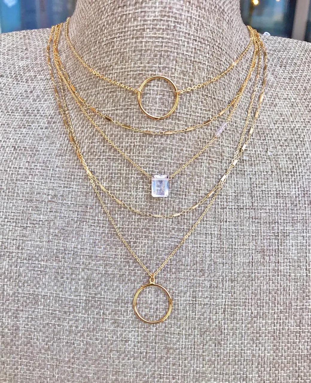 Open Loop Necklace Sonya Renee